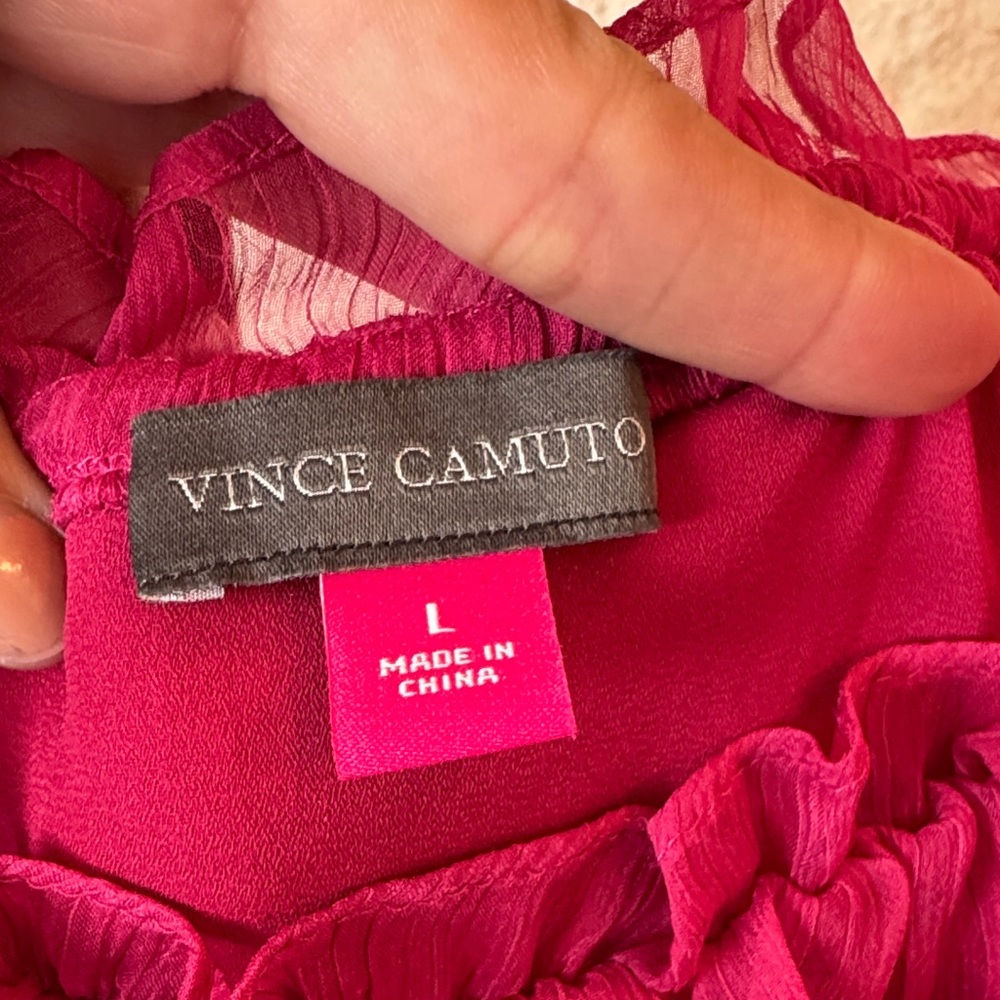 Chic Fuchsia Ruffled Blouse - Picture 3 of 4